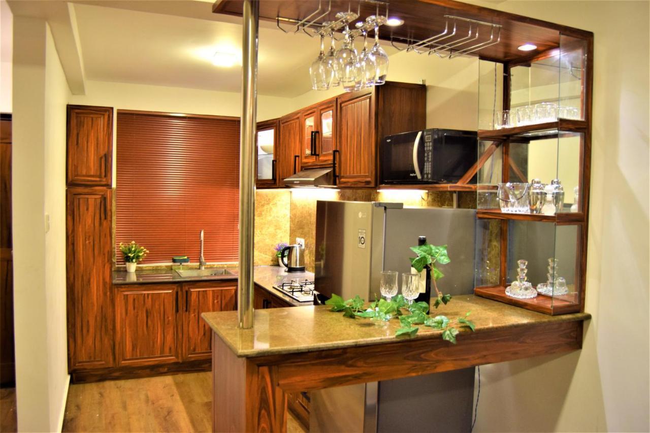 Lake Infinity Luxury Condos Nuwara Eliya Exterior foto