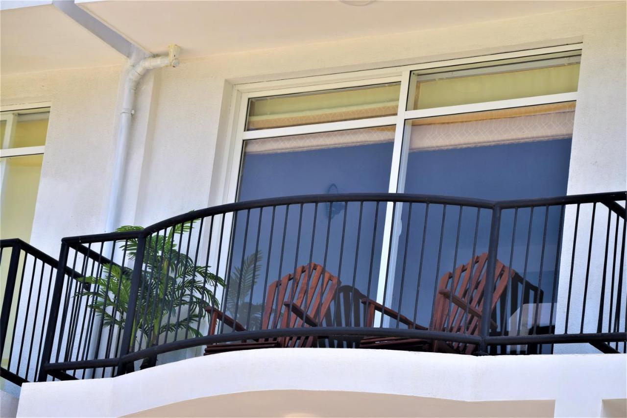 Lake Infinity Luxury Condos Nuwara Eliya Exterior foto